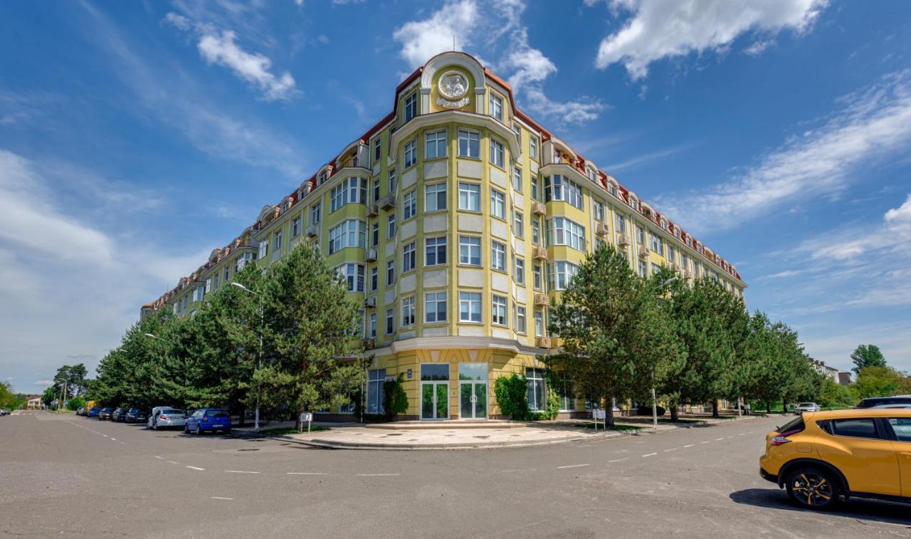 Al Mar Hotel Schaslyve Zewnętrze zdjęcie